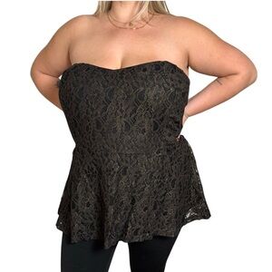 3/$20‎ 💥 City Chic Strapless Peplum Blouse Shimmer Floral Lace Shimmer Y2K Glam